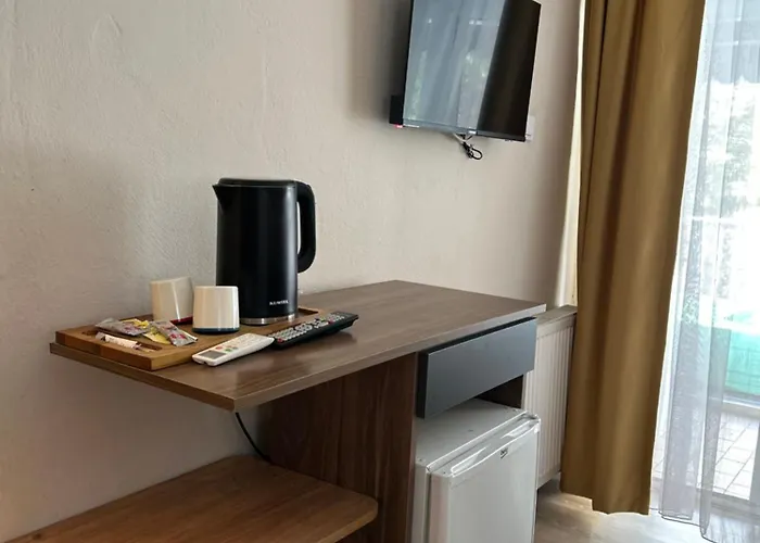 Cord & * Edremit (Balikesir)